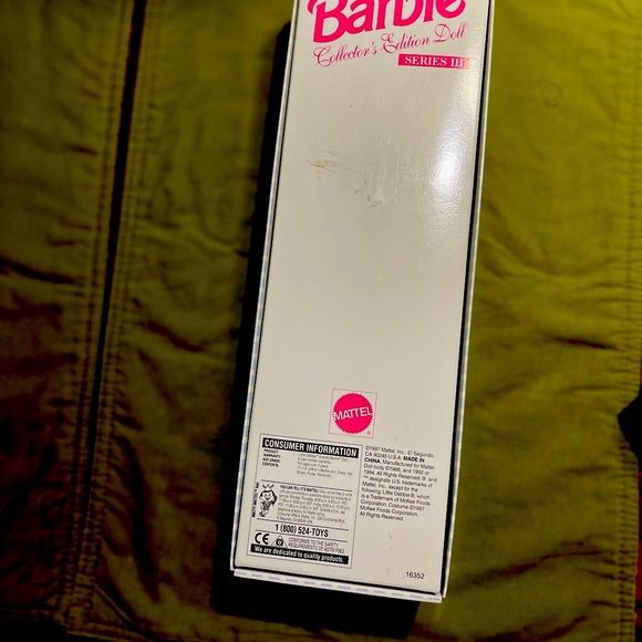 Little Debbie… Barbie collectors Edition Series 3 - Picture 7 of 7